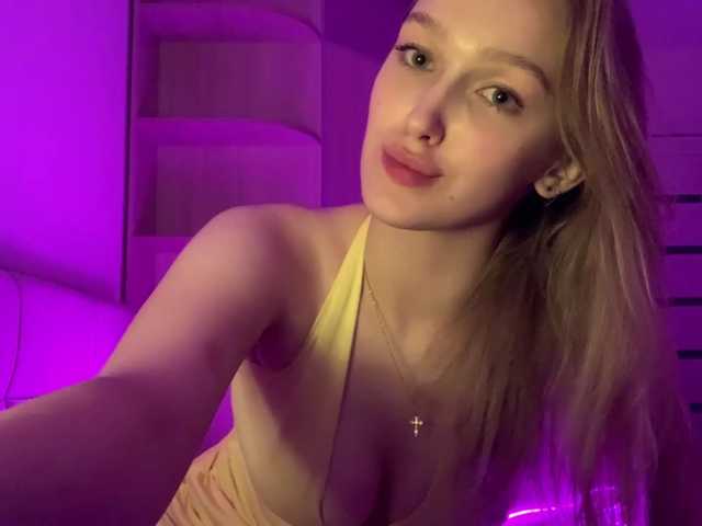 MilanaMurchik live cam on BongaCams