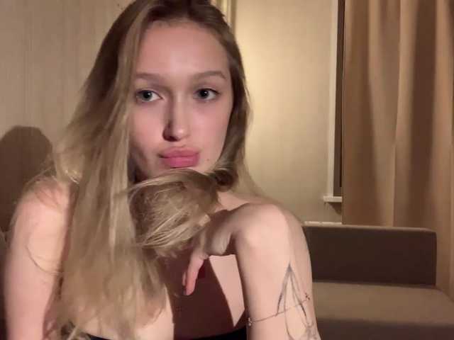MilanaMurchik live cam on BongaCams