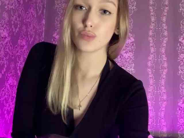 MilanaMurchik webcam