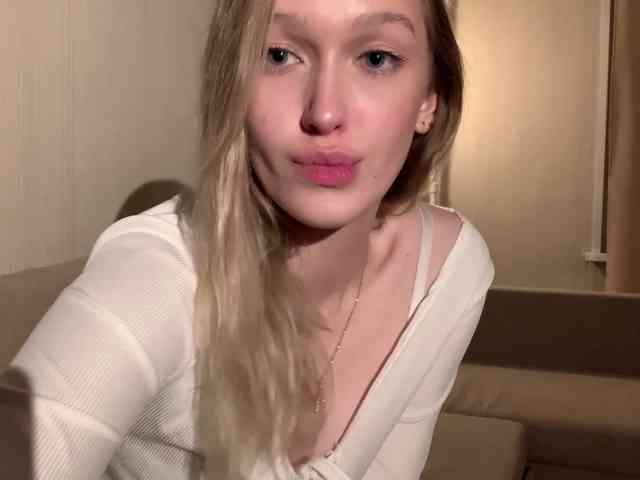 MilanaMurchik webcam