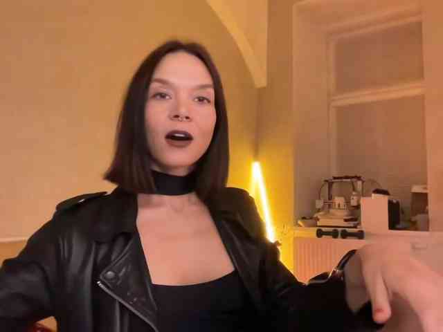 Goddess_Vie webcam