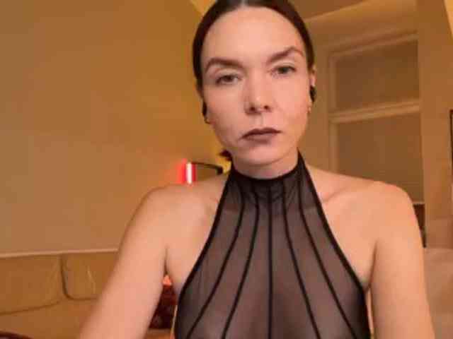 Goddess_Vie webcam