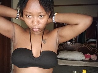 FreakyMaggie's Live Webcam