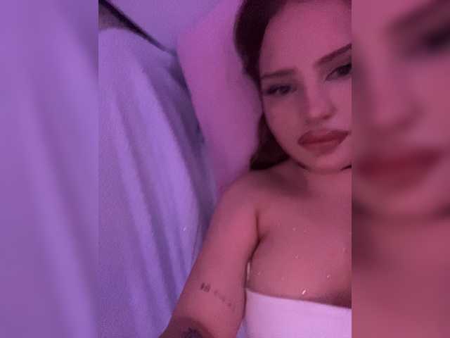 Vasilisasex1 live cam on BongaCams