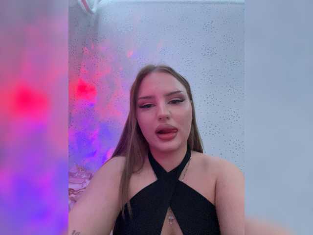 Vasilisasex1 live cam on BongaCams