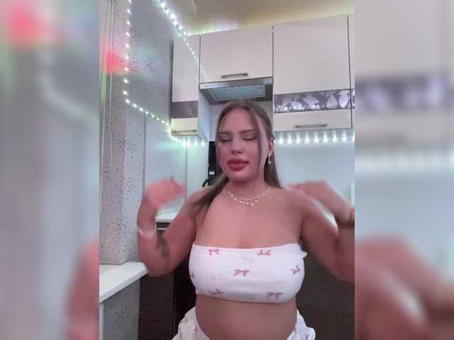 Vasilisasex1 live cam on BongaCams