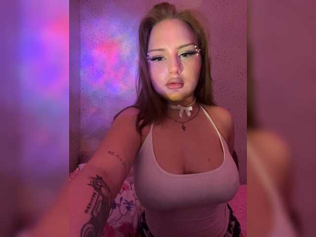 Vasilisasex1 live cam on BongaCams