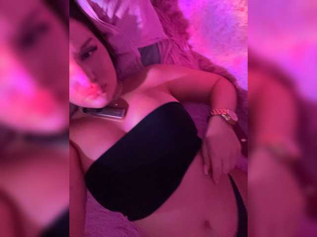 Vasilisasex1 live cam on BongaCams