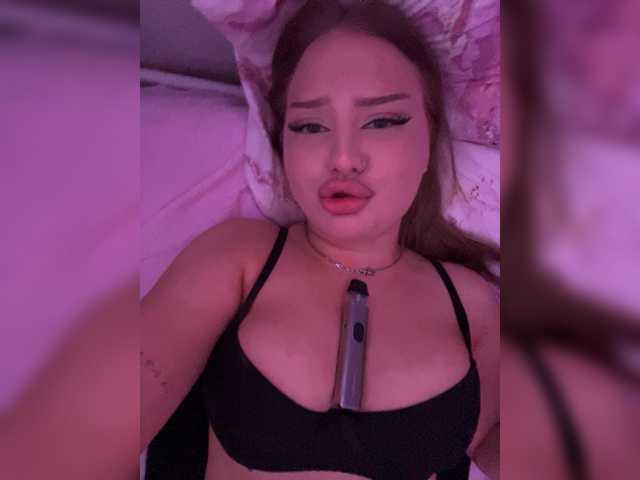 Vasilisasex1 live cam on BongaCams