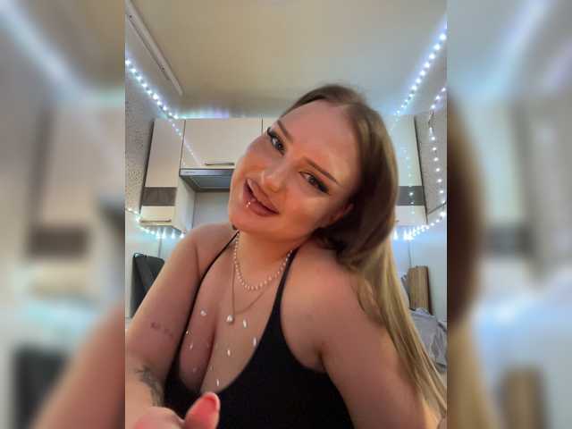 Vasilisasss live cam preview