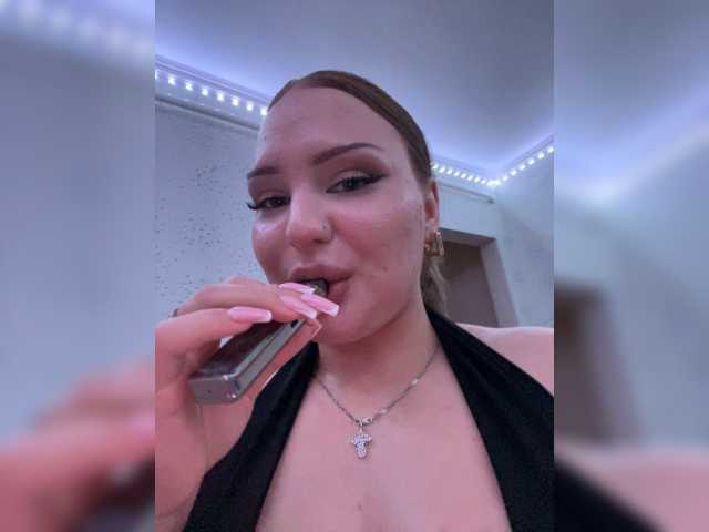 Vasilisasex1 live cam on BongaCams