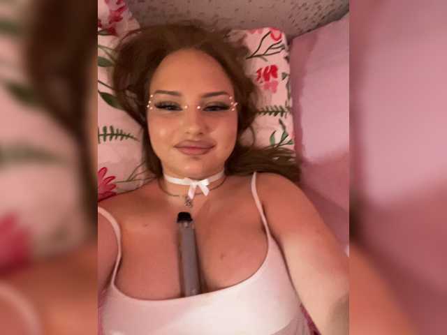 Vasilisasex1 live cam on BongaCams