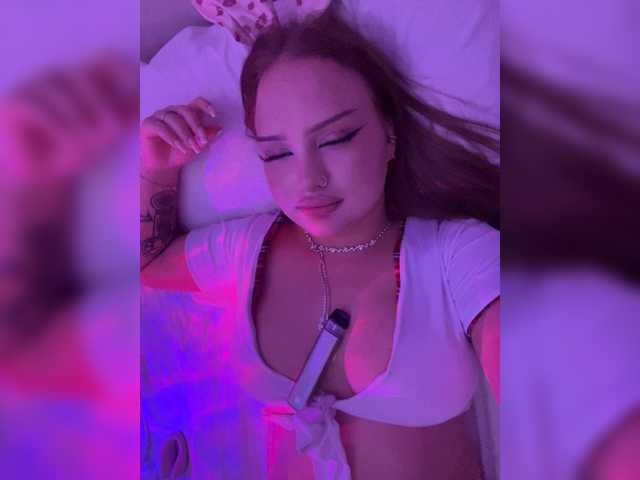 Vasilisasex1 live cam on BongaCams