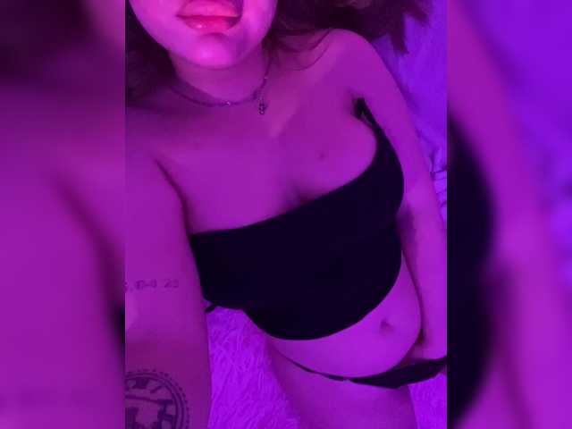 Vasilisasex1 live cam on BongaCams