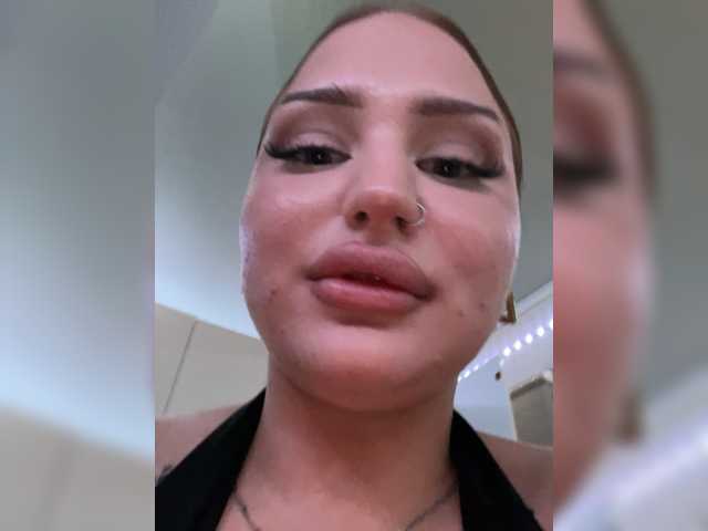 Vasilisasex1, en vivo ahora en BongaCams