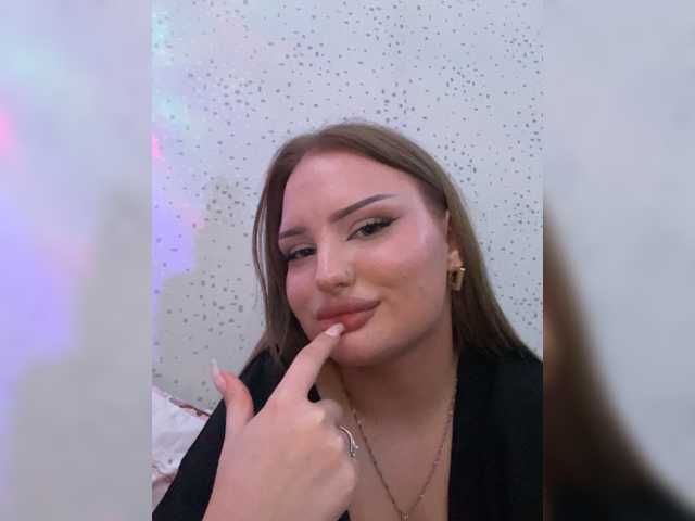 Vasilisasex1 live cam on BongaCams