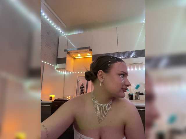 Vasilisasex1 live cam on BongaCams