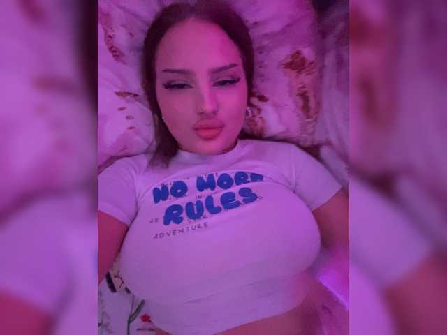 Vasilisasex1 live cam on BongaCams