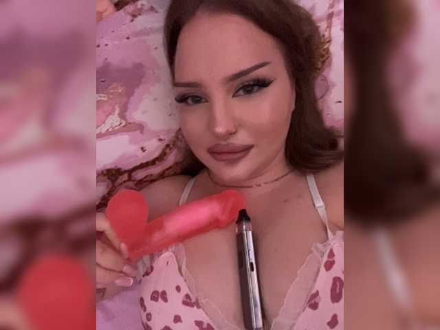 Vasilisasex1 live cam on BongaCams
