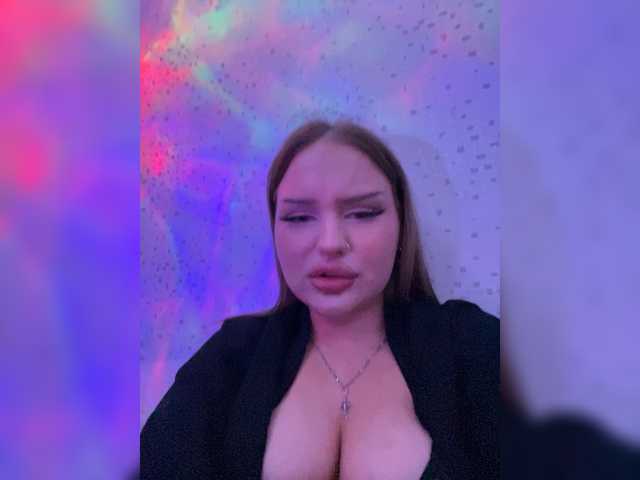 Vasilisasex1 live cam on BongaCams