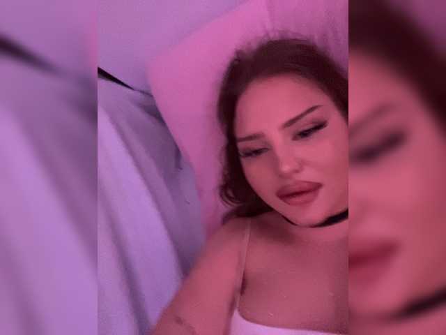 Vasilisasex1 live cam on BongaCams