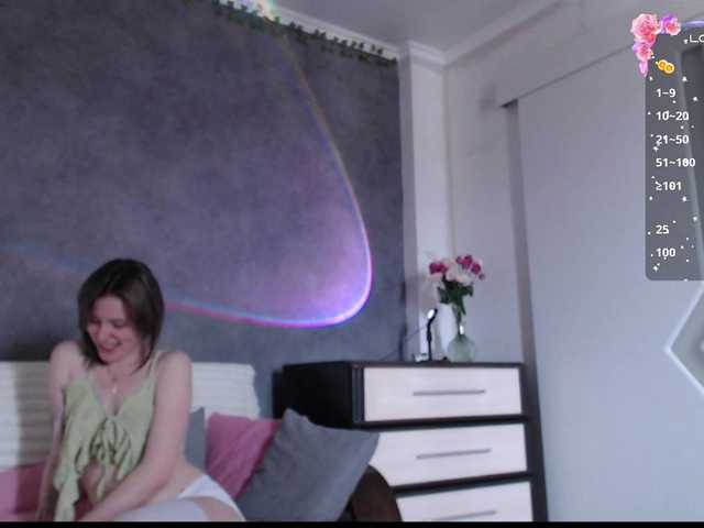 miiyamiiya live cam on BongaCams