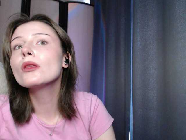miiyamiiya live cam on BongaCams