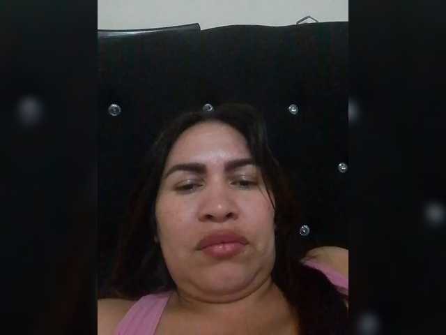 Luciana69 live cam on BongaCams