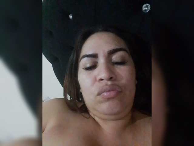 Luciana69 live cam on BongaCams