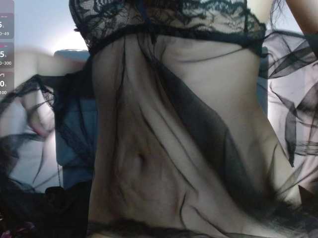 Moon-Ashley live cam on BongaCams