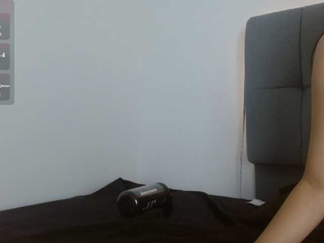 Moon-Ashley live cam on BongaCams