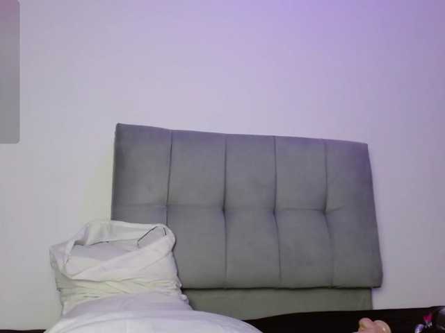 Moon-Ashley live cam on BongaCams