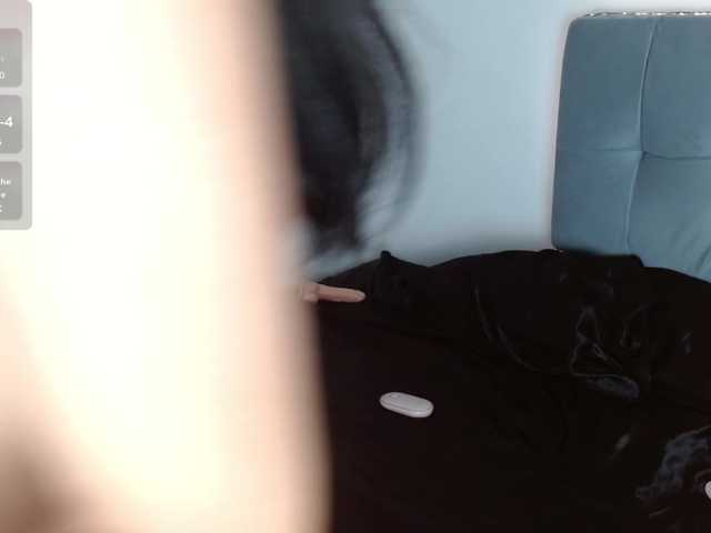 Moon-Ashley live cam on BongaCams