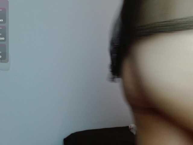 Moon-Ashley live cam on BongaCams