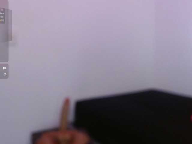 Moon-Ashley live cam on BongaCams