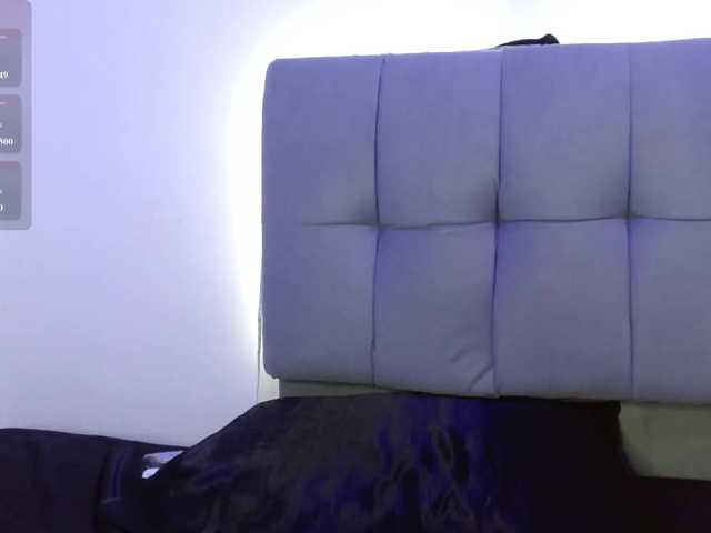 Moon-Ashley live cam on BongaCams