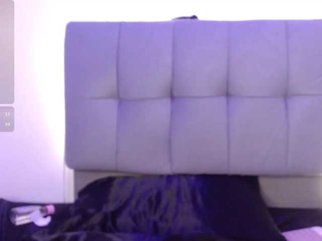 Moon-Ashley live cam on BongaCams
