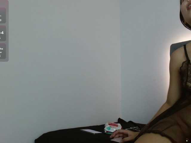 Moon-Ashley live cam on BongaCams