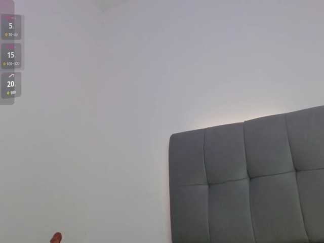 Moon-Ashley live cam on BongaCams