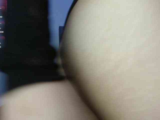 Moon-Ashley