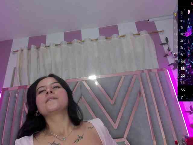 melissa-cruzz webcam