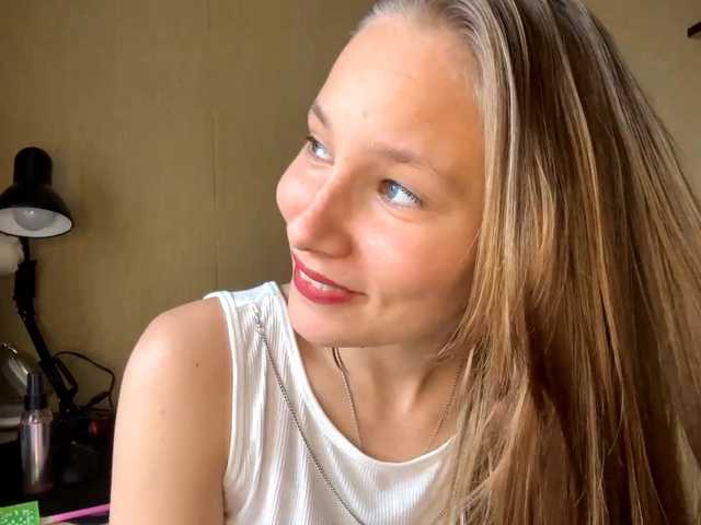 EliaPrach live cam on BongaCams