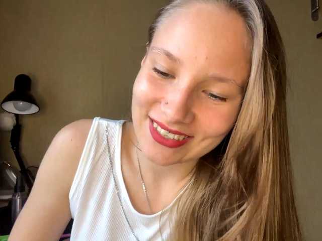 EliaPrach live cam on BongaCams