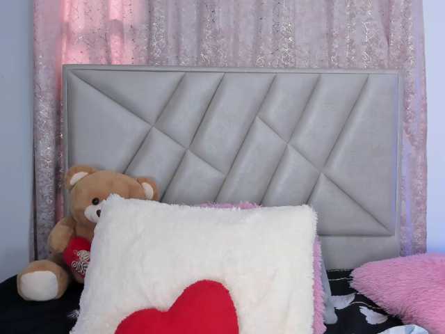 SaraMartinez live cam on BongaCams