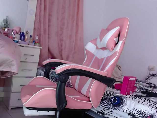 zoegrey live cam preview