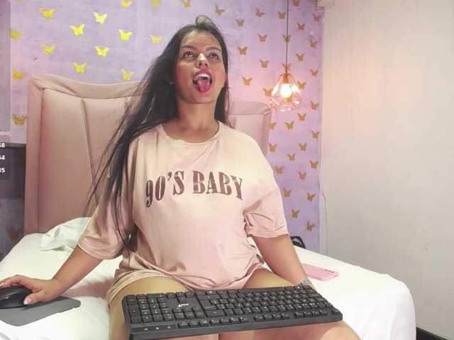 laineystone live cam on BongaCams