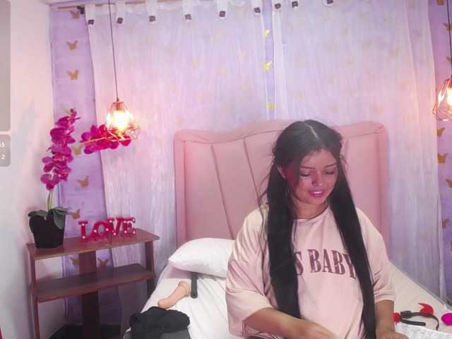 laineystone live cam on BongaCams