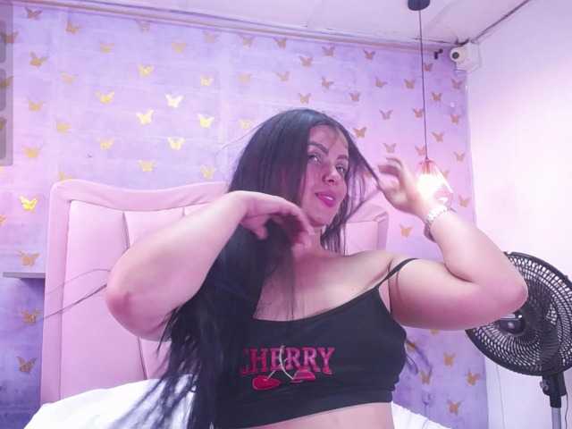 laineystone live cam on BongaCams