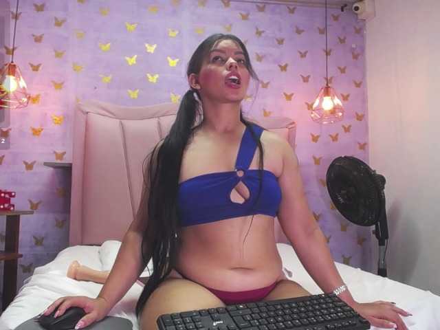 laineystone live cam on BongaCams
