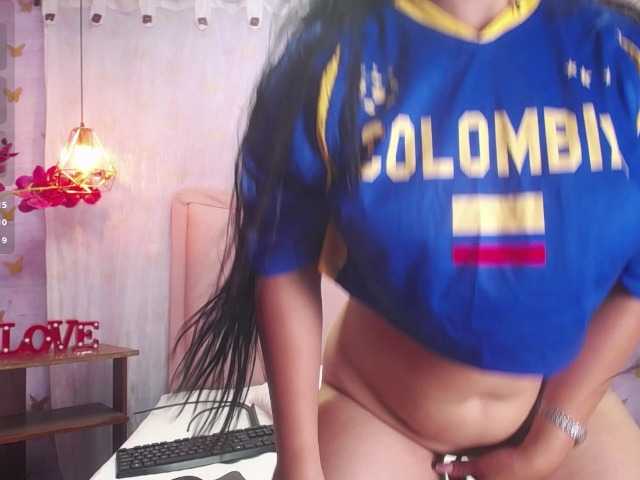 laineystone live cam on BongaCams